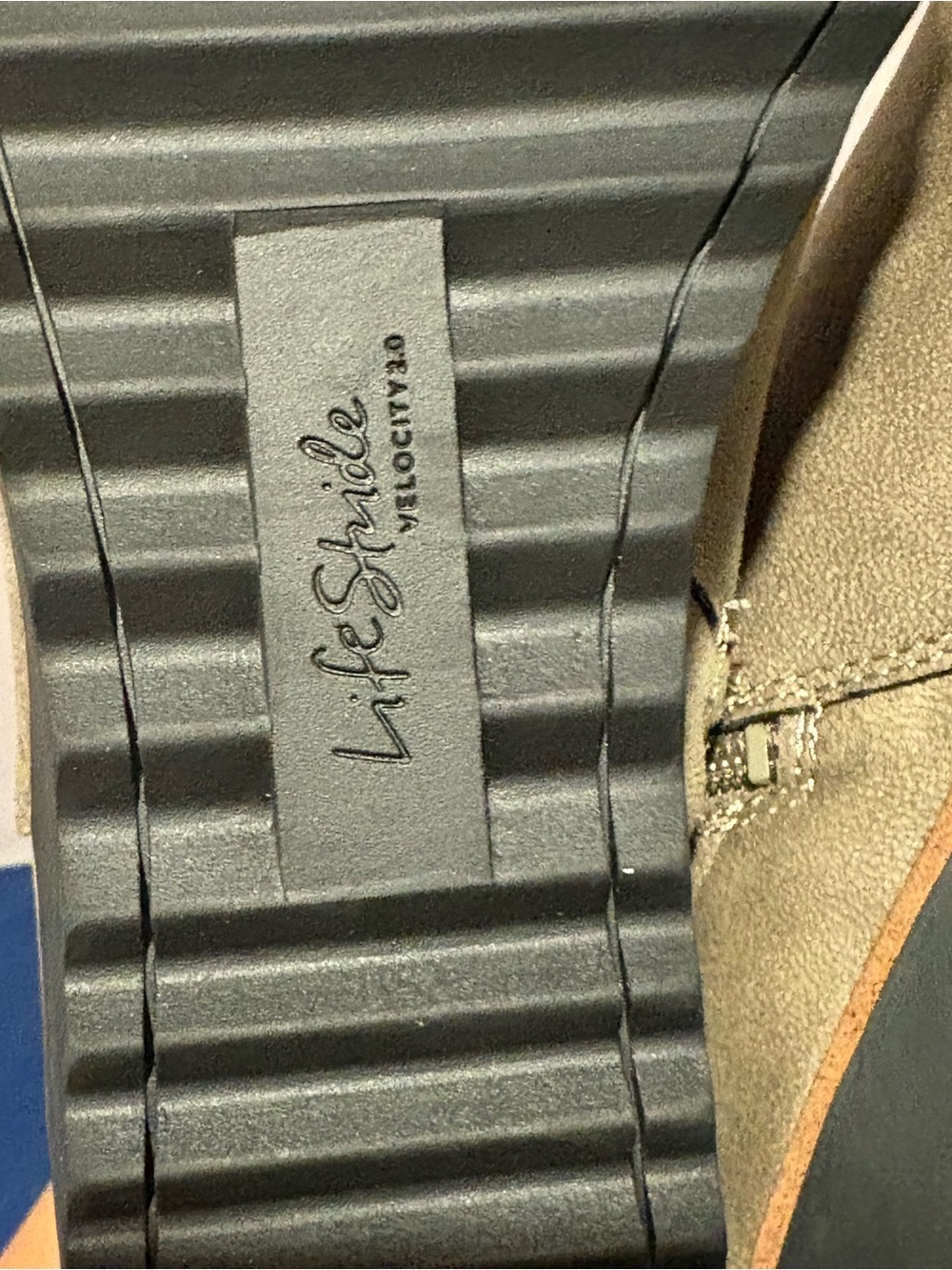 LifeStride Women’s Taupe Ankle Boots - nwot - Picture 7 of 8